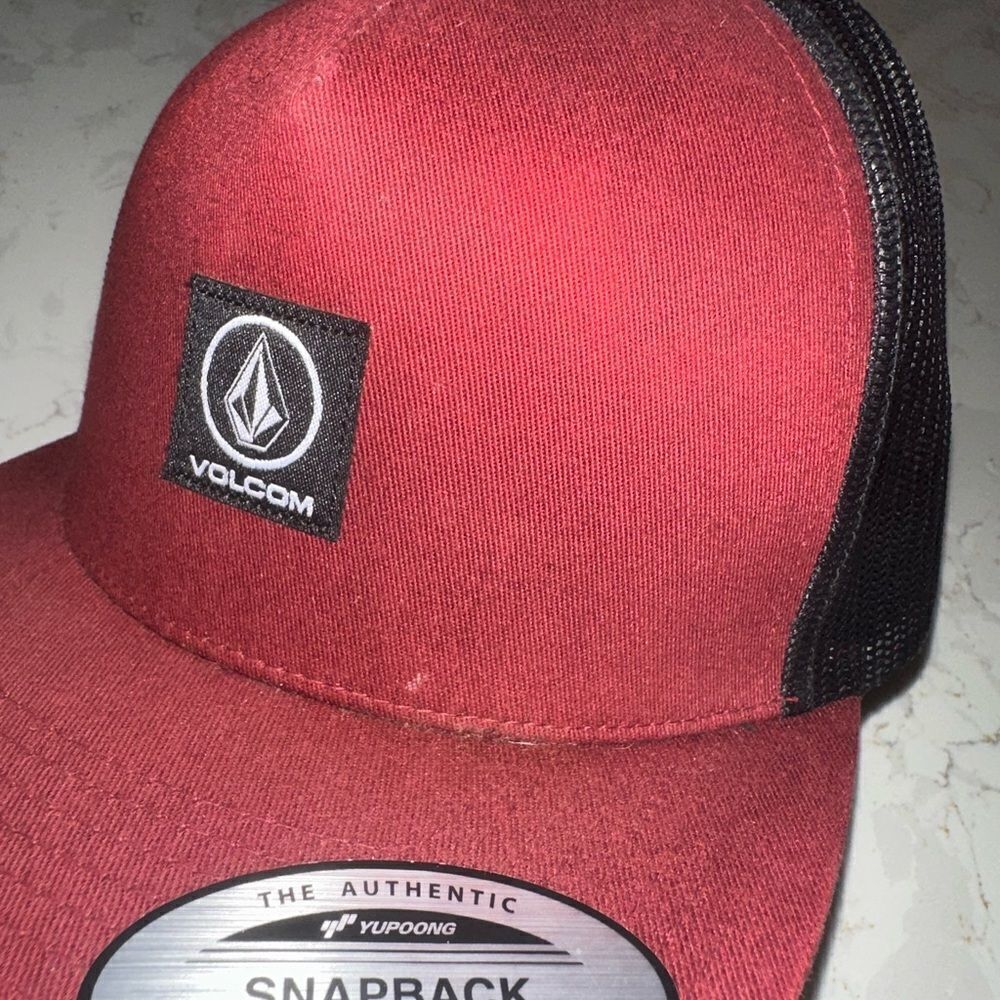 Volcom Men’s Snapback - Picture 2 of 6